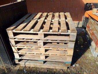 Dřevěná paleta 112x112 - 5