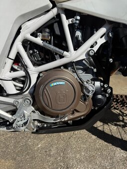 Husqvarna 701 Enduro - 5