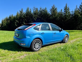 Ford Focus 1.6i 74kW, 1. majitelka, pravidelný servis - 5