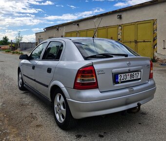Opel Astra Hatchback 1.4 16V - 5