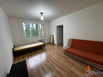 Nabízíme pronájem bytové jednotky 1+1, v ulici Kyjická, Chom - 5