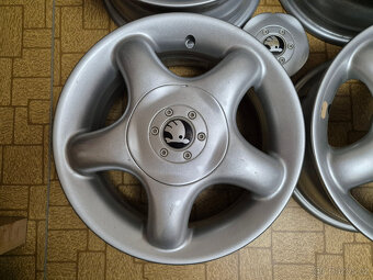 sada 4kusů nových 13" alu disků originál Škoda Felicia - 5
