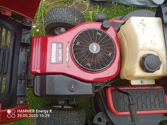 Zahradní traktůrek/sekačka Husqvarna 15 HP - 5