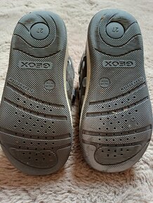 Dětské dívčí celoroční boty Geox vel 27 - 5