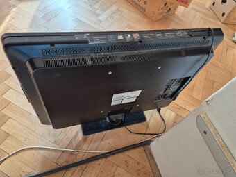 LCD TV Philips 32PFL3403D/12 úhlopříčka 32" televize - 5