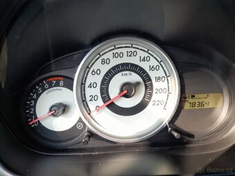 Mazda 2 1,3l - 5