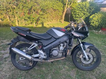 Honda CBR 125R - 5
