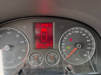 VW Touran 1.4. TSI 103KW DSG, 2009 - 5