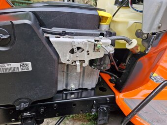 Zahradni traktor Husqvarna CT154 Kohler - 5