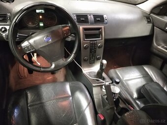 Prodám Volvo V50 2.0Diesel 2007 100kw - 5