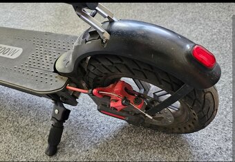 Koloběžka GoGEN VOYAGER S 801B, motory 350 W,evbike 500W - 5