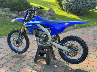 Yamaha YZ450F - 5