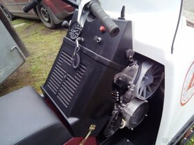 Sněžný skútr Buran A - 5