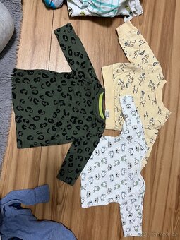 Balíček oblečení velikost 62 - 5