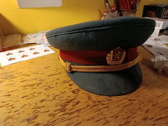 Vojenské nebo policejní čepice 2 kusy - 5