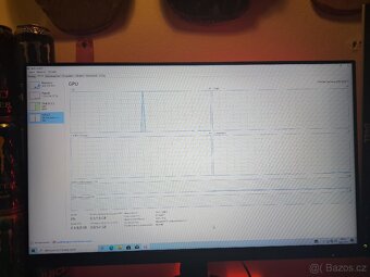 Stolní počítač (bez disku) - 5