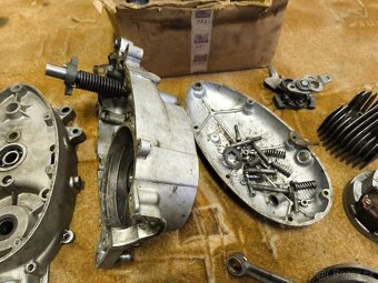 Motor JAWA pionýr - 5