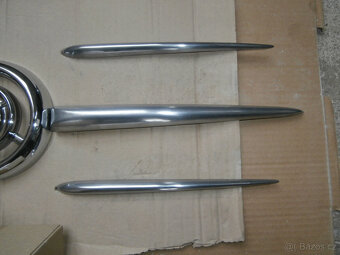 Fiat 600,600D znak předního čela - 5