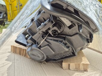 pravý přední světlomet VW Transporter (T6) , Multivan (T6) d - 5