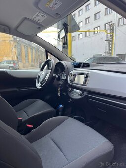 Toyota Yaris 1.5 Hybrid 2013 - 5