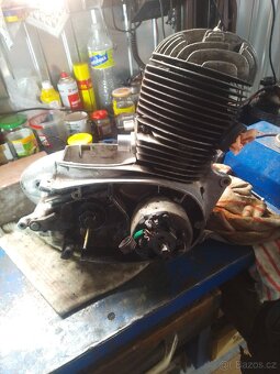 Motor JAWA pérák 250 dlouhé žebro - 5