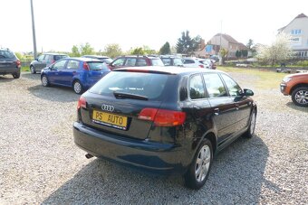 Audi A 3 1.6i Sportback - 5
