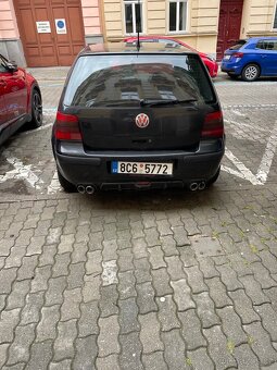 Volkswagen Golf IV - 5