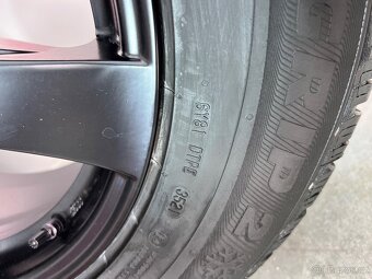 Zimní r17 5x108 8mm - 5