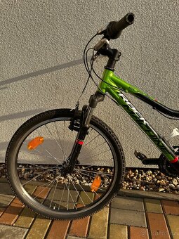 Rock Machine Surge 24” - 5