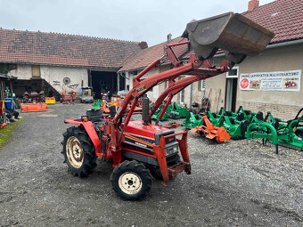 Yanmar FX 22 D , 4x4 s originálním čelním nakladačem - 5