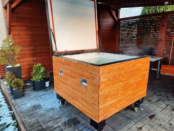 Koupací sud, kad, Hot Tub, Hot Tube - 5