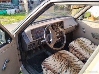 Škoda favorit 136L r.v.1988 - 5