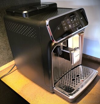 Philips LatteGo Series 2300 EP2336/40, automatic - 5