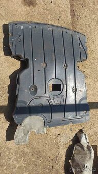 Spodní kryty BMW e60 e61, F10 F11 podběhy /nadkolí a další - 5