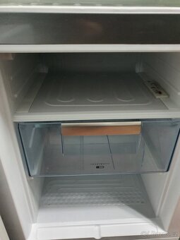 nerez úsporná lednice lednička – chladnička s mrazákem - 5