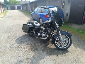 Harley Davidson street glide FLHX 2010 - 5