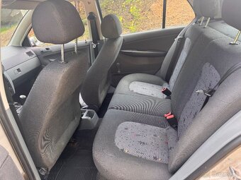 Prodám Škoda Fabie 1. 1.2 htp rok 2000 - 5