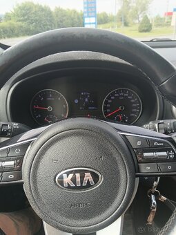KIA SPORTAGE 1,6 CRDI - 5