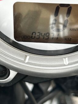 Triumph Speed Triple 1050 - 5