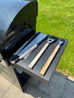 Plynový gril CharBroil - 5