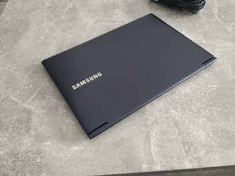 Samsung NP940X3G-K01 - 5