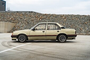 Opel Ascona C 2.0, nová STK - 5