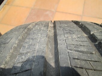 Pneu Pirelli 255/55 R20 - 5