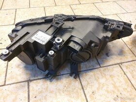 Přední světla Audi A4 B8 - 5