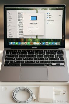 Macbook Apple M1 chip 8 GB LPDDR4 RAM 256GB SolidStateDisk - 5