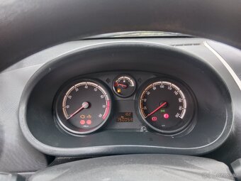 Opel corsa - 5