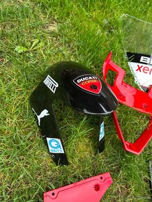 predám plasty Ducati - 5
