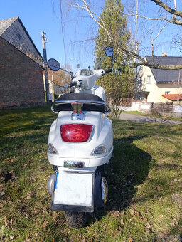 Vespa 125 LX ie 2010 - 5