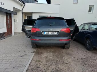 Audi Q7 - 5