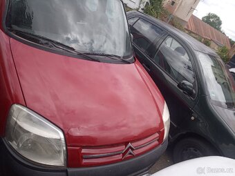 Citroen Berlingo levně díly 16hdi 20hdi 19D 14benzen 2005 - 5